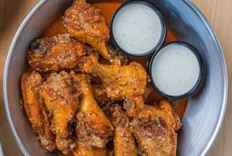 THUR:  Traditional Wing Special