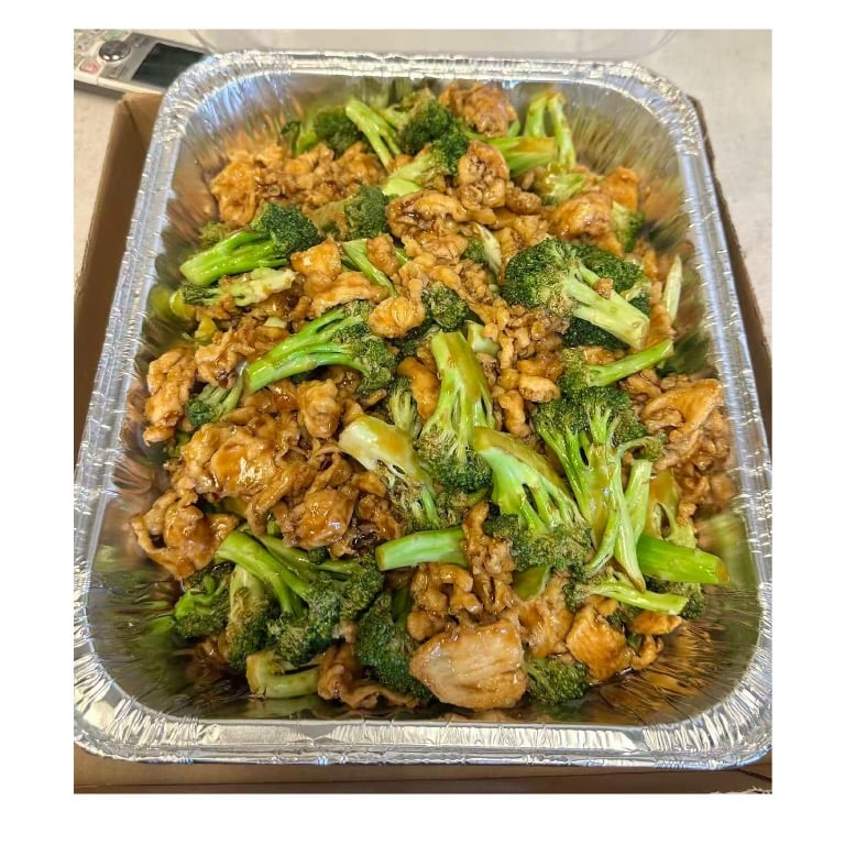 Chicken w. Broccoli Party Tray 芥兰鸡派对盘