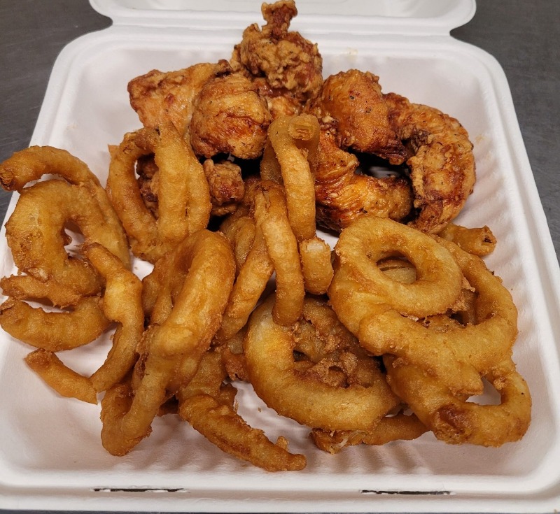 4pc Golden Tender Fritters with Onion Rings