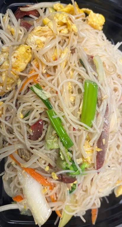 100. Pork Rice Noodle