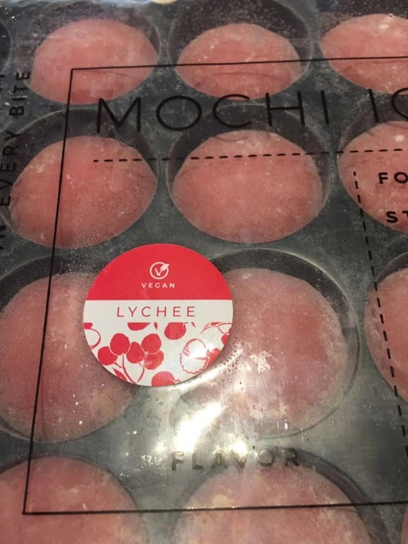 Mochidoki Mochi Ice Cream (Lychee Flavor)