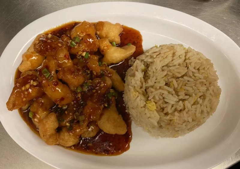 左宗鸡<br>General Tso’s Chicken