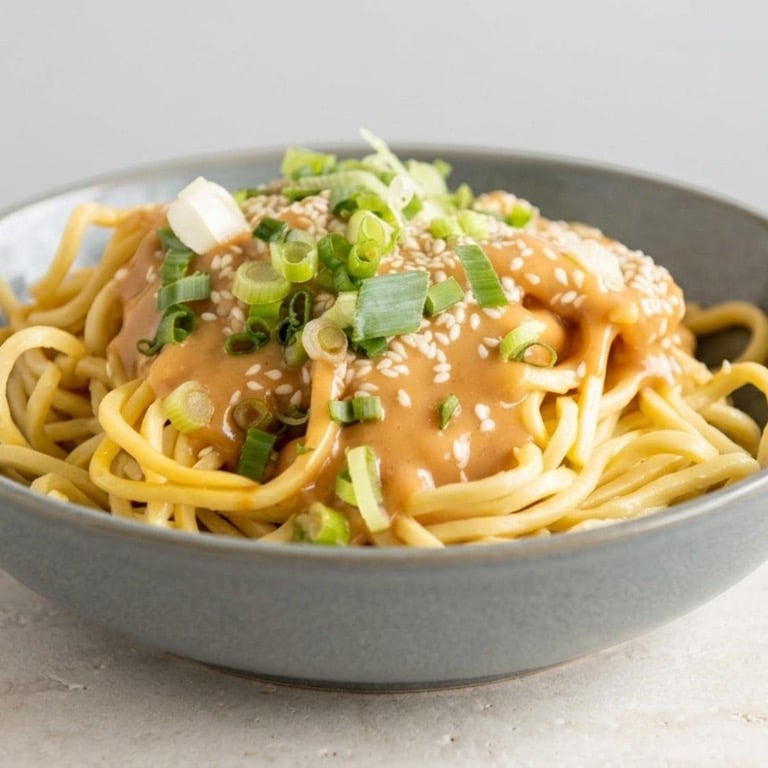 14. Cold Noodle w. Sesame Sauce 芝麻冷面