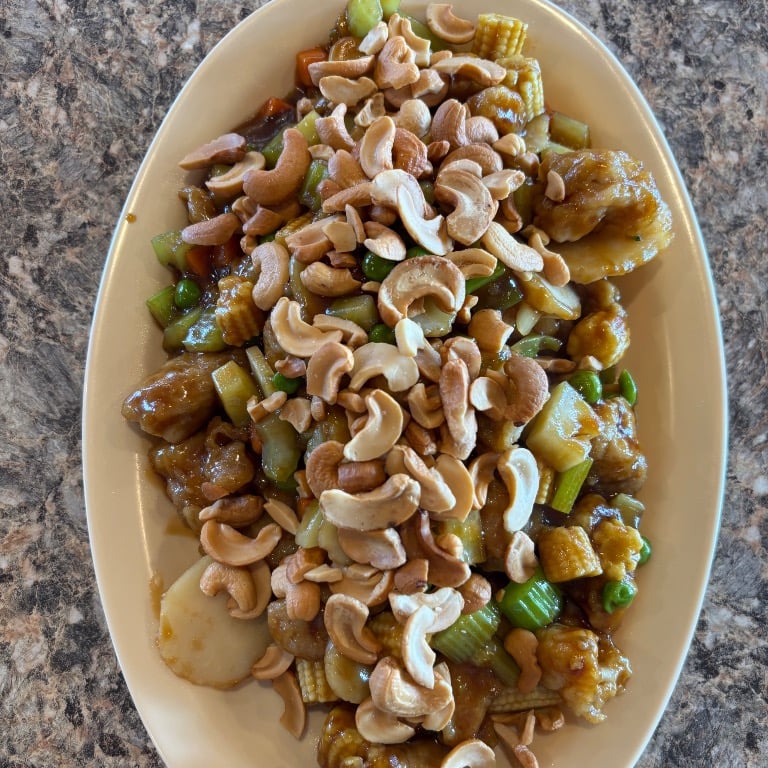 S16. 腰果鸡 Cashew Nuts w. Chicken