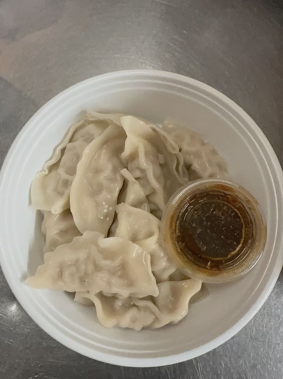 7. Steamed Dumplings (10) 水饺