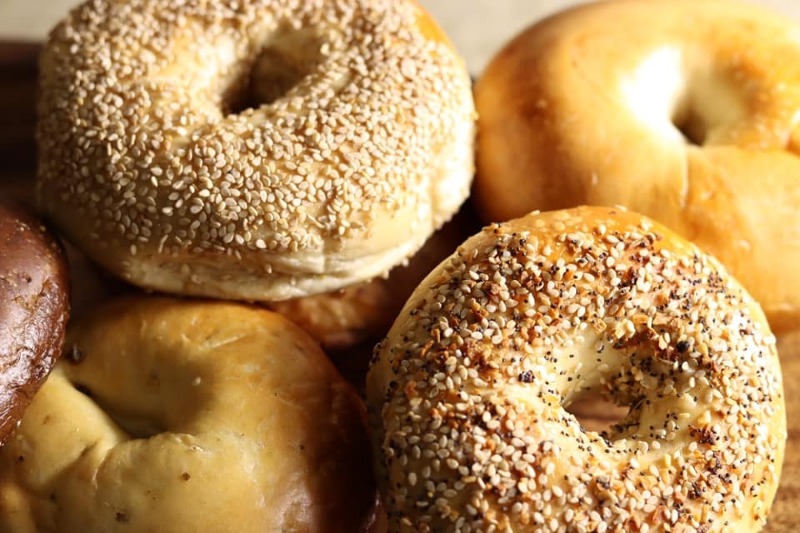Baker's Dozen Bagels