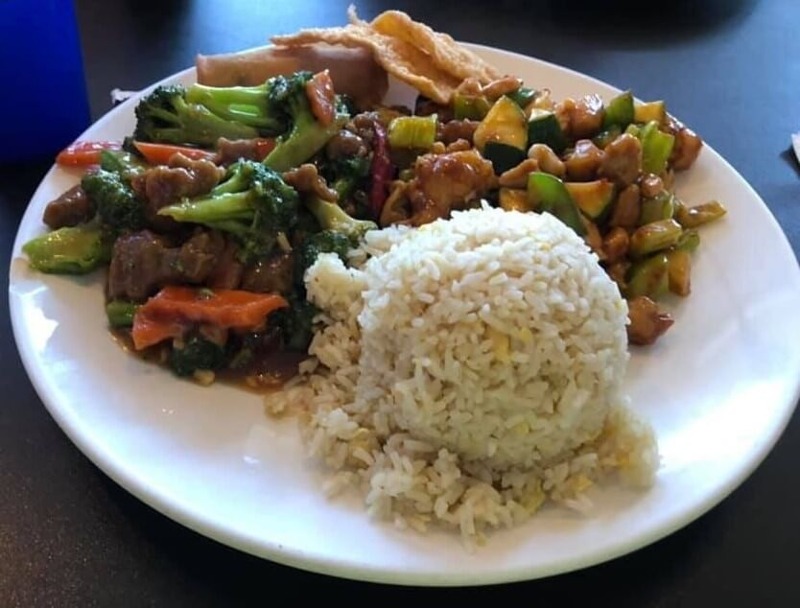 Beef with Broccoli and Kung Pao Chicken Combo
Golden Dragon - Turlock