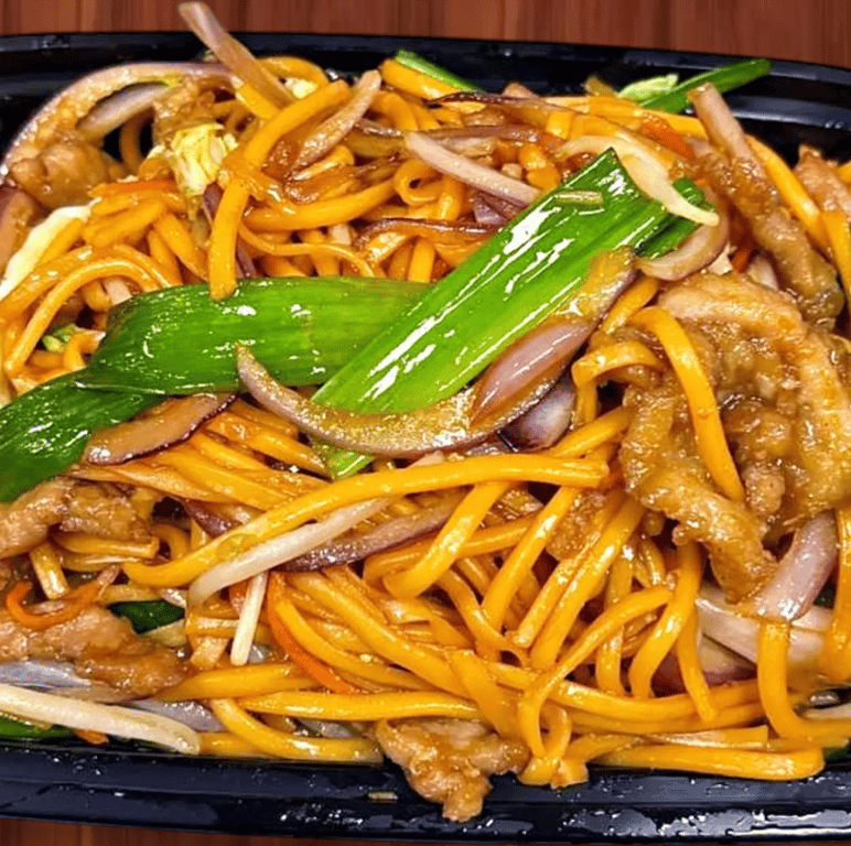 16. 肉丝炒面 Pork Chow Mein