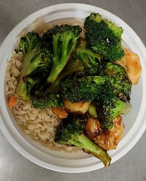 L29. Shrimp with Broccoli