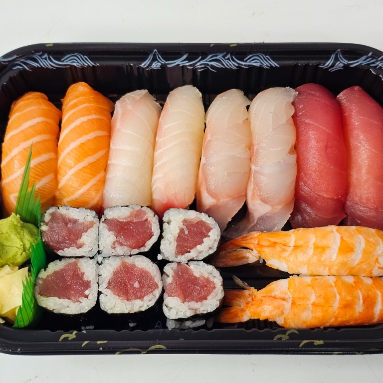 Sushi Deluxe (10)