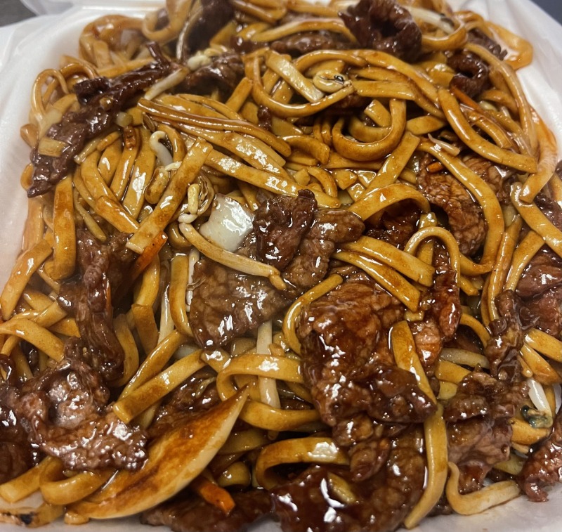 Beef Lo Mein (牛捞面)