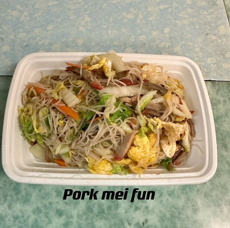 43. Pork Chow Mei Fun