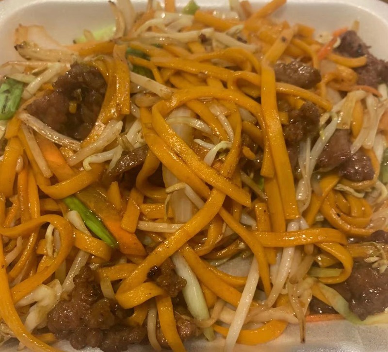 L-4. Beef Lo Mein