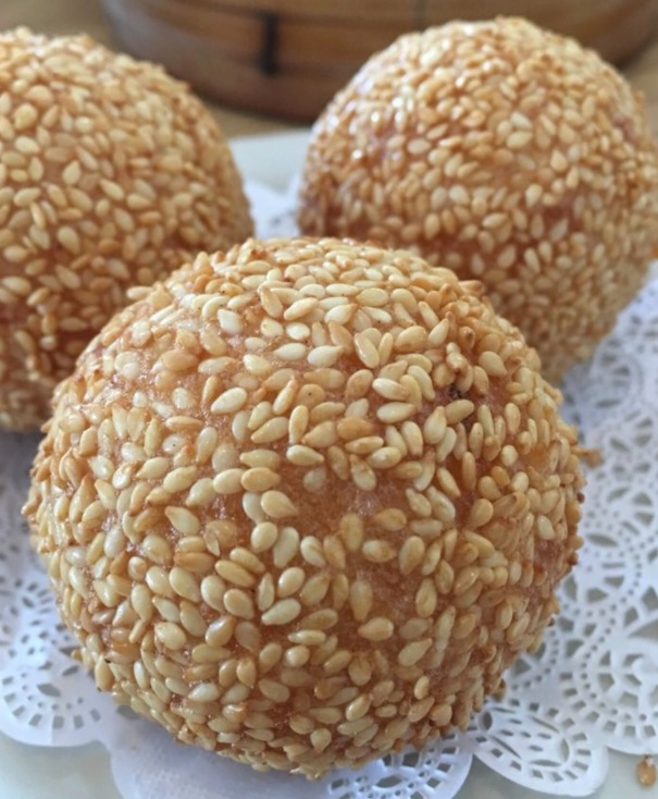 23. Crispy Sesame Seed Bun
