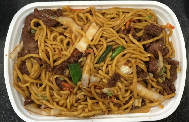 O5. Beef Lo Mein