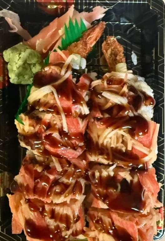 D17. Twin Tower Roll (8 pcs)