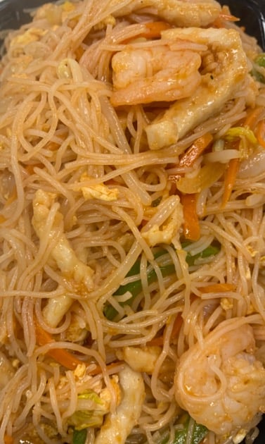 E17. Xiamen Style Rice Noodles