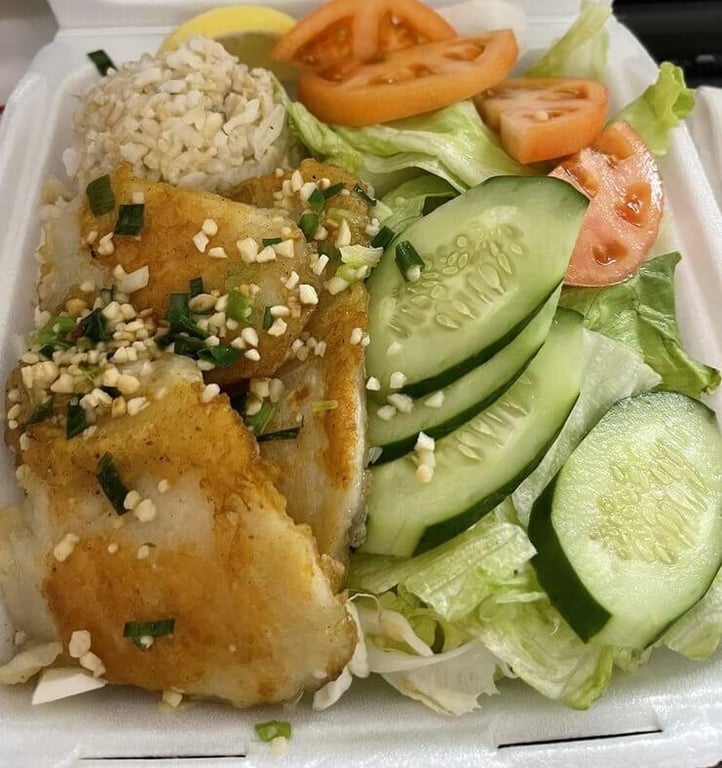 Health Plate with Garlic Ahi