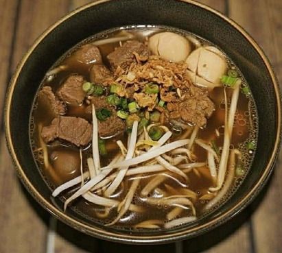 Thai Braised Beef Noodles Soup