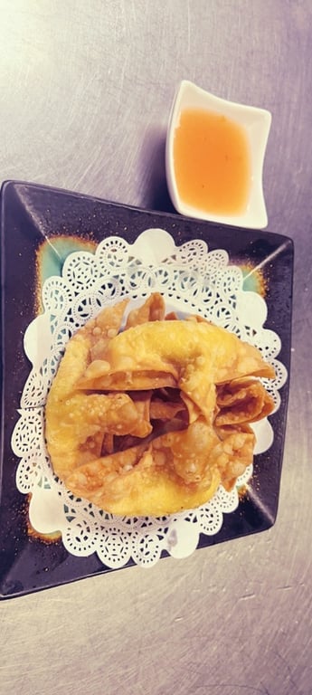 Crab Rangoons (6)