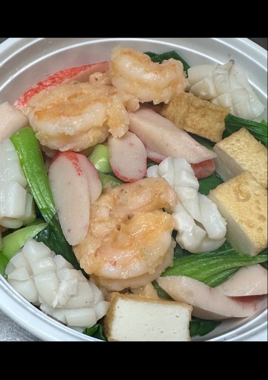 Seafood w. Noodles 海鲜汤面