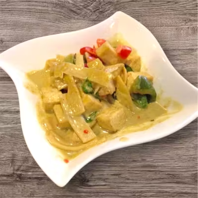 38. Green Curry