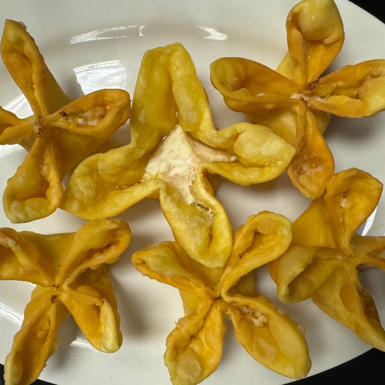 15. Crab Rangoon (6)