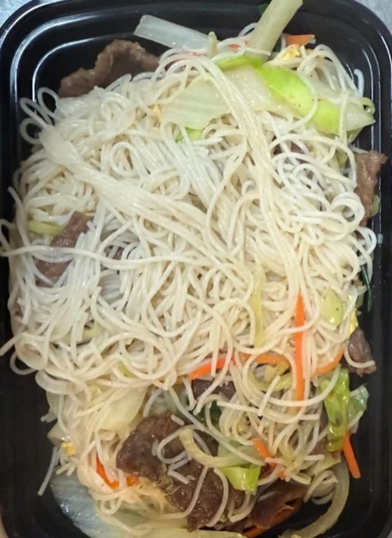 M4. Beef Mei Fun 牛米粉