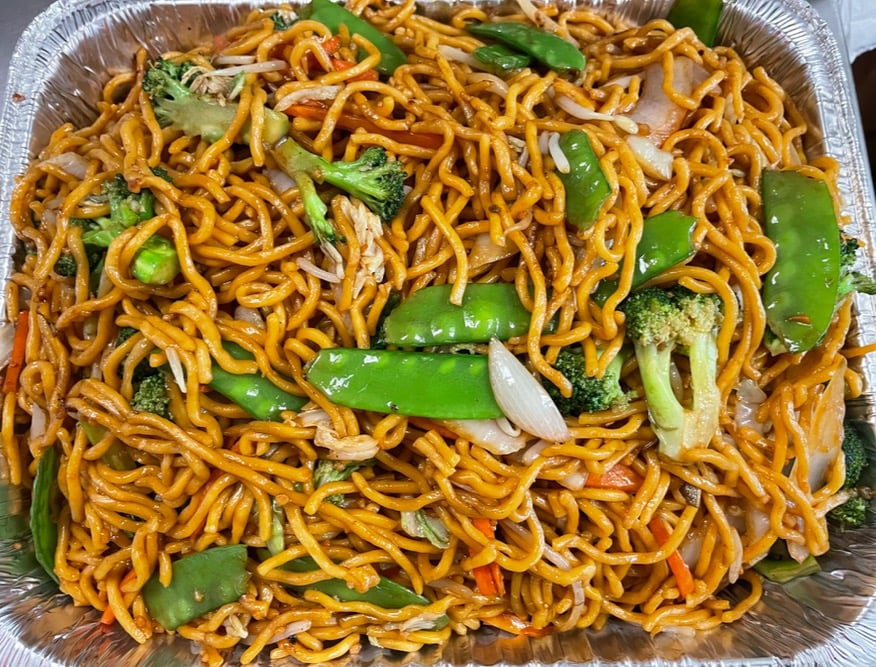 P2. 捞面派对餐 Lo Mein Party Tray