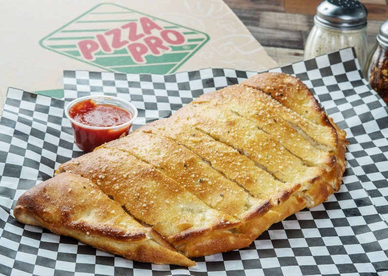 Pro Deluxe Calzone