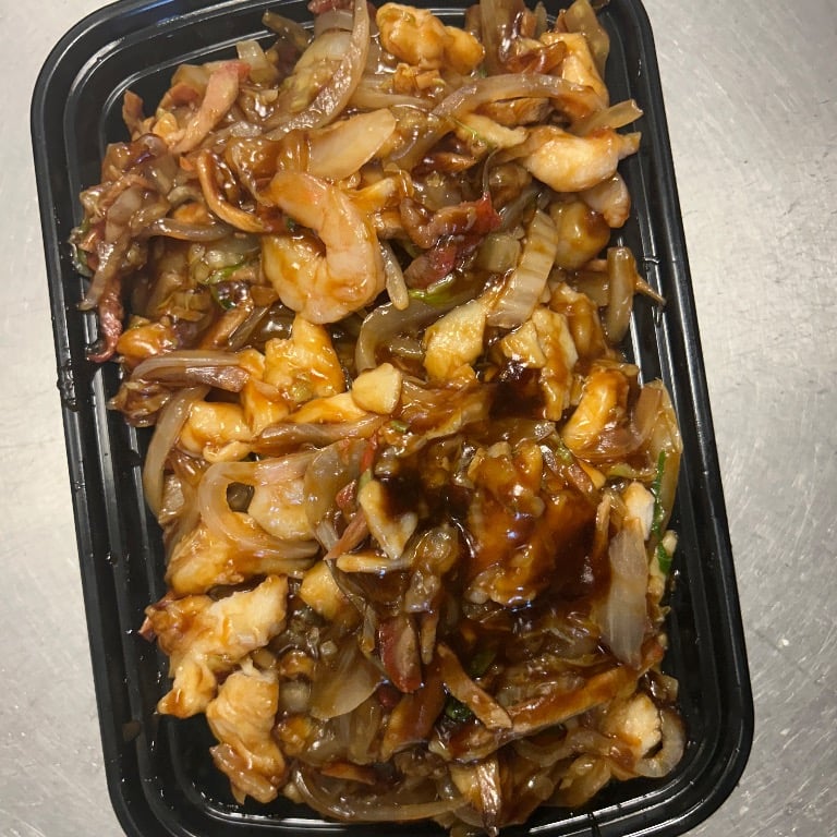 本楼炒面<br>39. House Special Chow Mein
