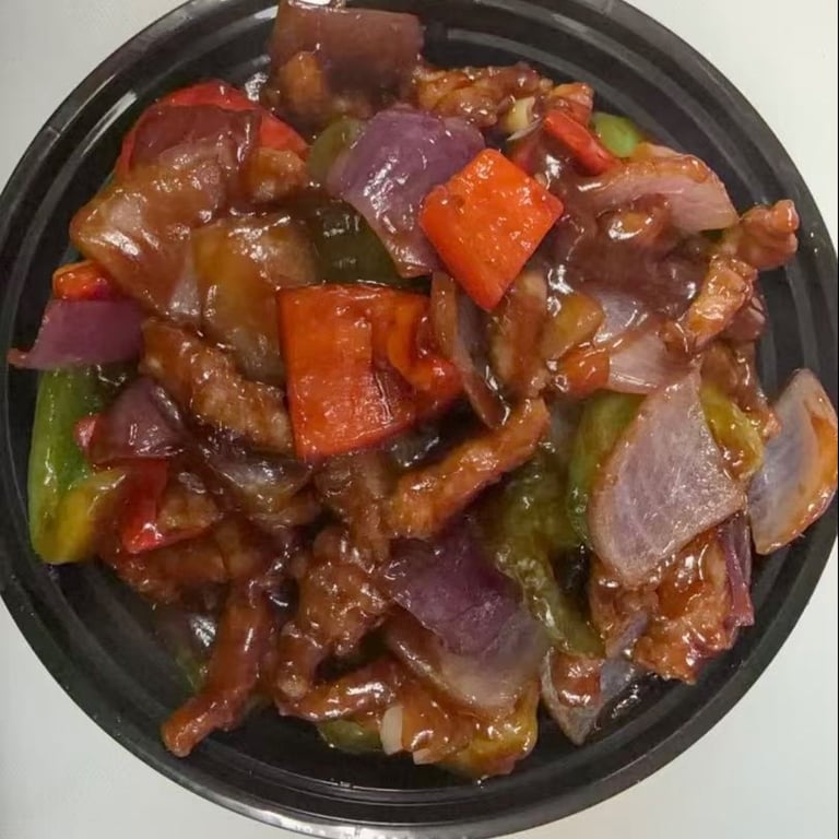 70. Pepper Pork w. Onions<br>青椒肉