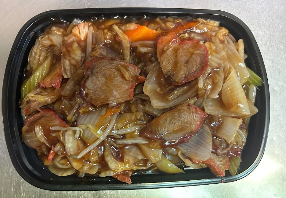 叉烧炒面 <br> Roast Pork Chow Mein