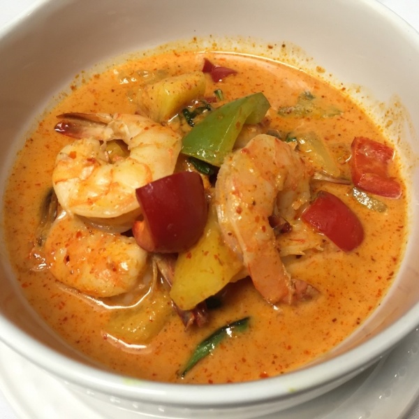 SHRIMP PINEAPPLE CURRY Image