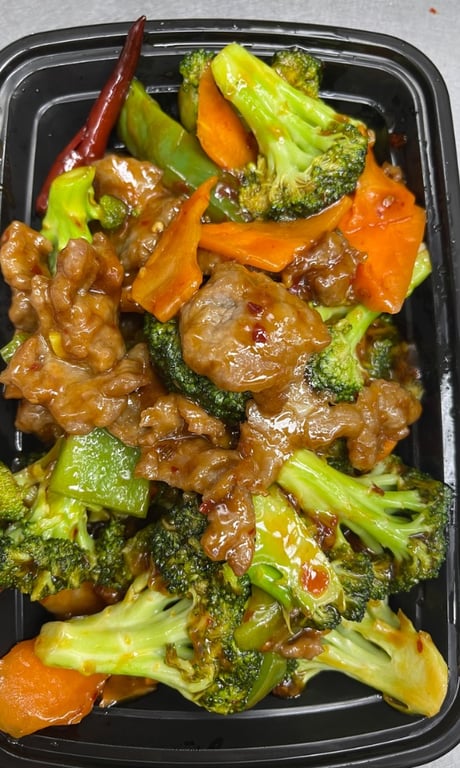 Beef w. Garlic Sauce 鱼香牛 大
