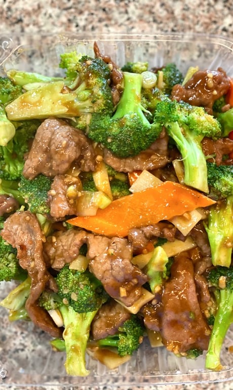 芥兰牛 23. Beef with Broccoli