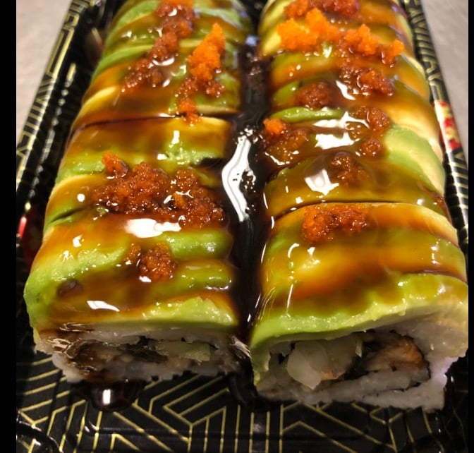 Dragon Roll (8 Pcs)