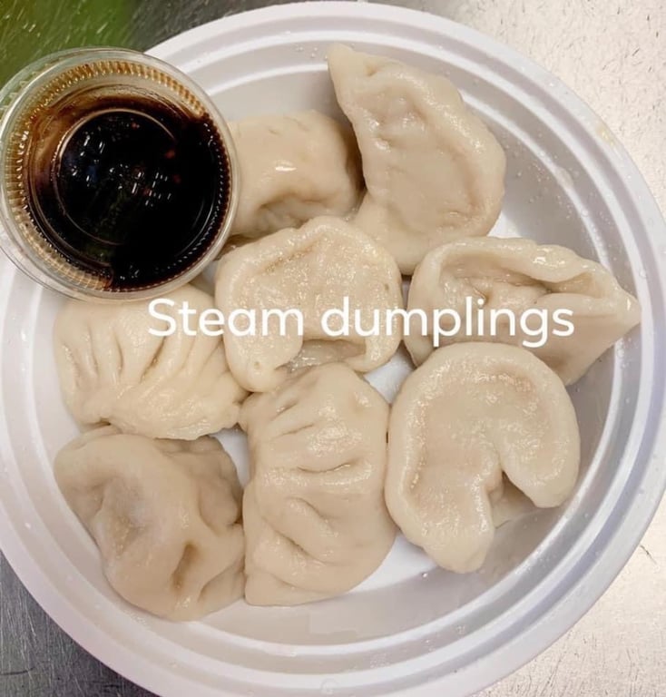 A12. 水饺 Steamed Dumplings (8)