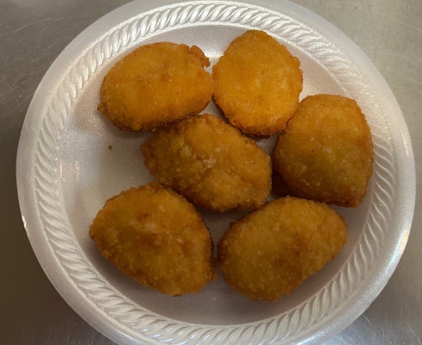 鸡块<br>  Chicken Nuggets (6pcs)