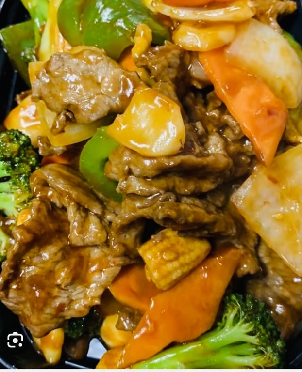 L14. Beef with Mixed Vegetables 什菜牛