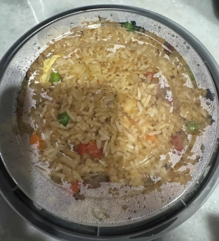 R3. Pork Fried Rice 叉烧炒饭