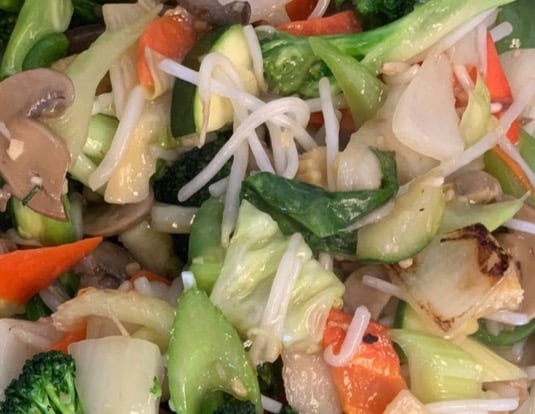 Stir Fried Mixed Vegetable in Garlic Sauce Image