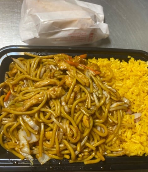 C 3. Chicken Lo Mein