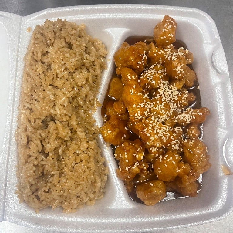 Lunch-25. Sesame Chicken