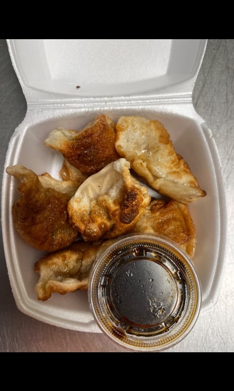 3. 锅贴 Fried Dumpling (6)