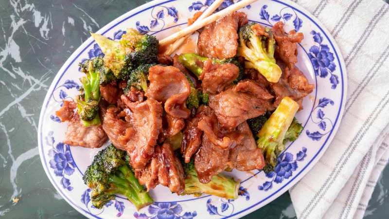 97. Beef w. Broccoli 芥兰牛