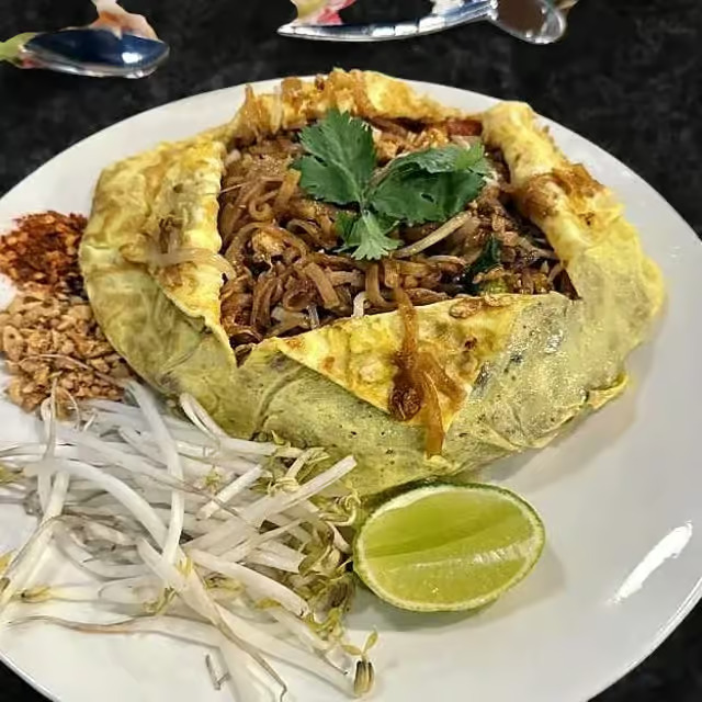 Pad Thai w/ Shrimp in Egg's Wrapped