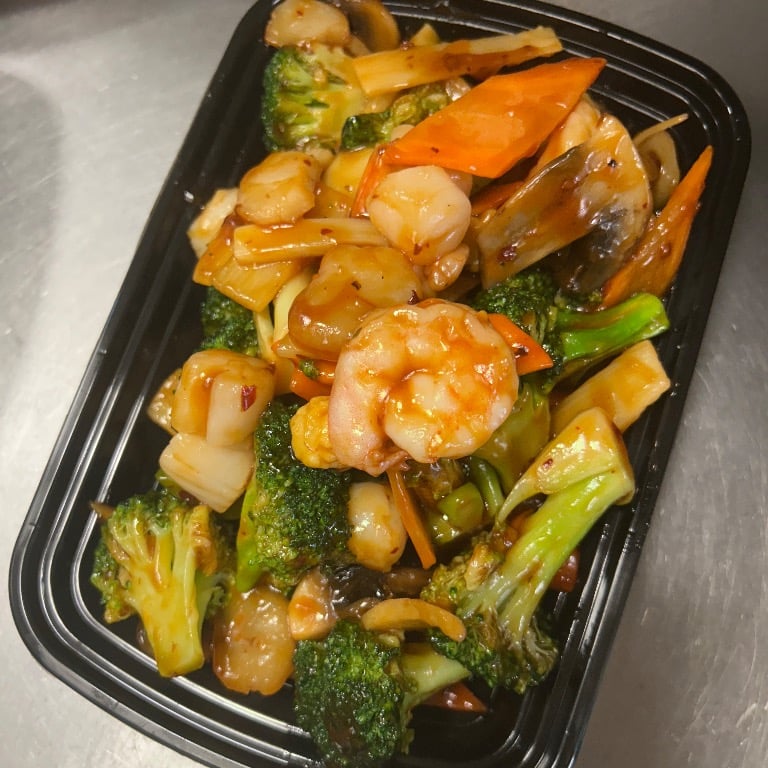 Q 鱼香干贝虾<br> S10. Shrimp & Scallops w. Garlic Sauce