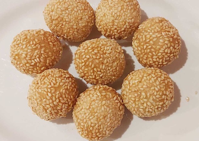 芝麻球 3. Sesame Balls (8pcs)