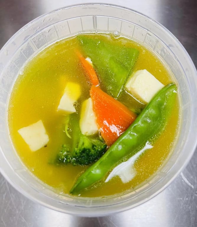 Vegetable Soup with Tofu (For 2) 豆腐菜汤